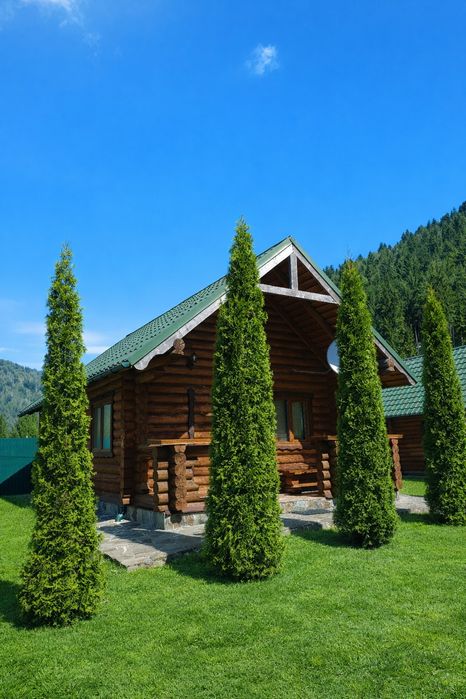 Продаж дачі неподалік озера Синевир