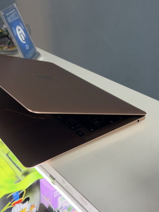 Icloud MacBook Air 13” 2020 i3 A2179/A1932