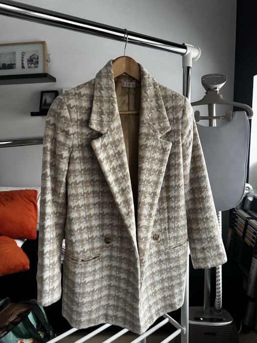 Піджаки різних кольорів розмір S