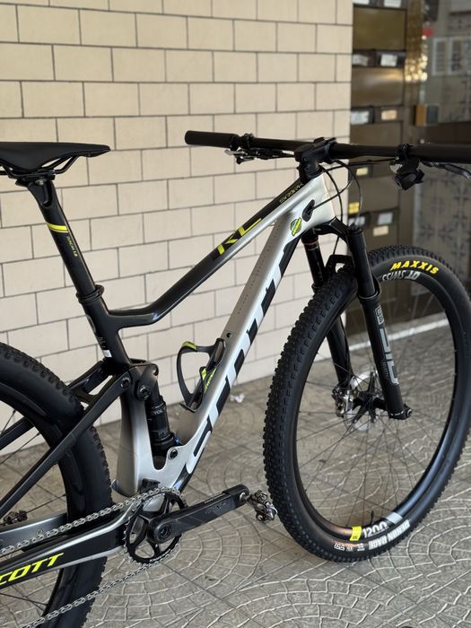 Bicicleta Scott Spark RC PRO