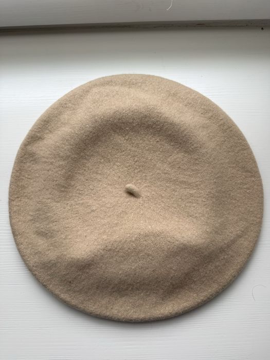 Bezowy beret, 100% wełna