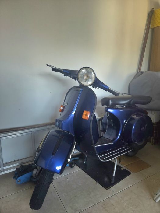 Vespa Piaggio 125 X azul - 1981
