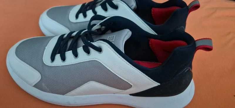 Sprzedam buty, sneakersy
