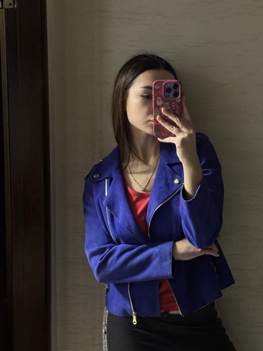 Шикарна замшева косуха куртка Uterque