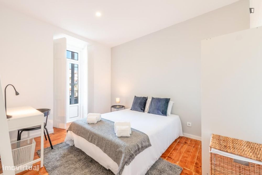 Quarto - localizado em Mouraria Lisbon