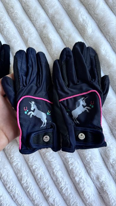 Перчатки для конного спорта