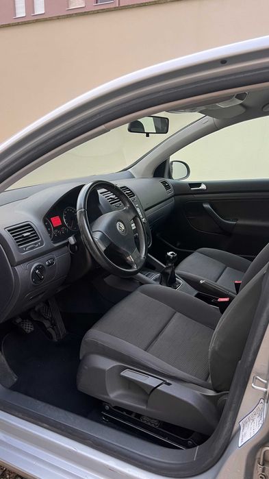 VW Golf V 1.4 Trendline (1 dono)