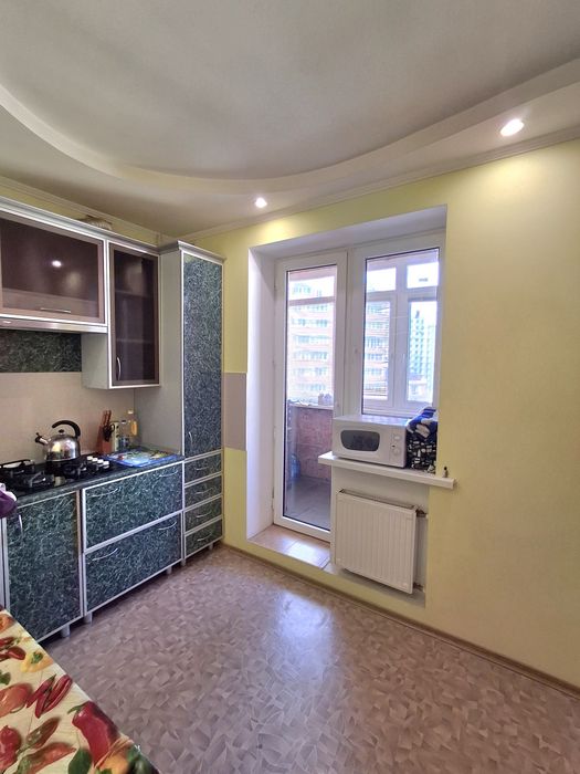 Продам квартиру в престижном районе . .