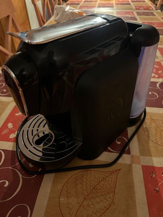 Máquina de café Delta Q | usada como nova