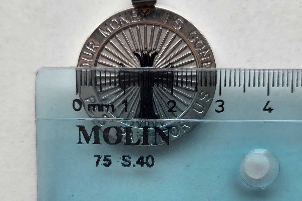 Colar em aço da Police