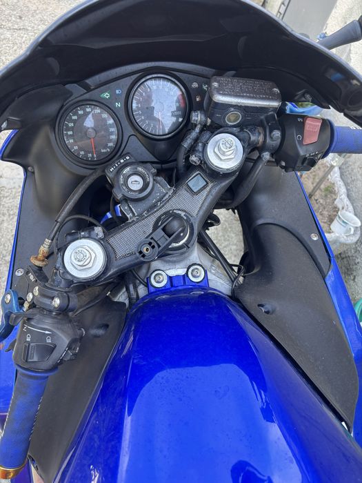 Vendo Honda CBR600 F4