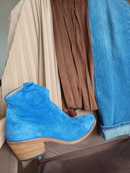 Козаки з натуральної замші