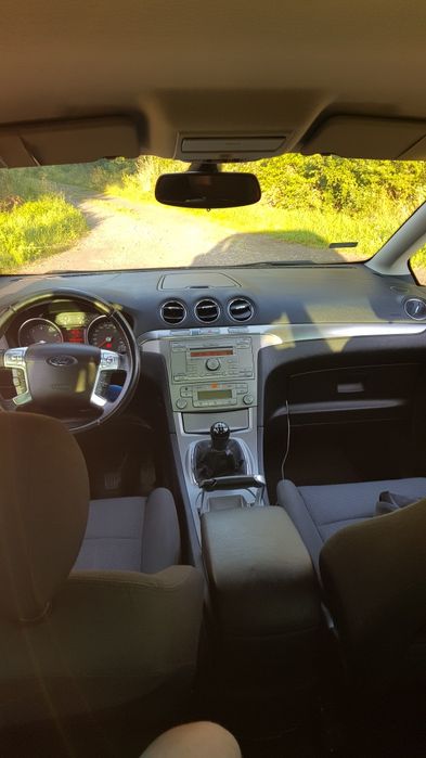 Ford s max benzyna
