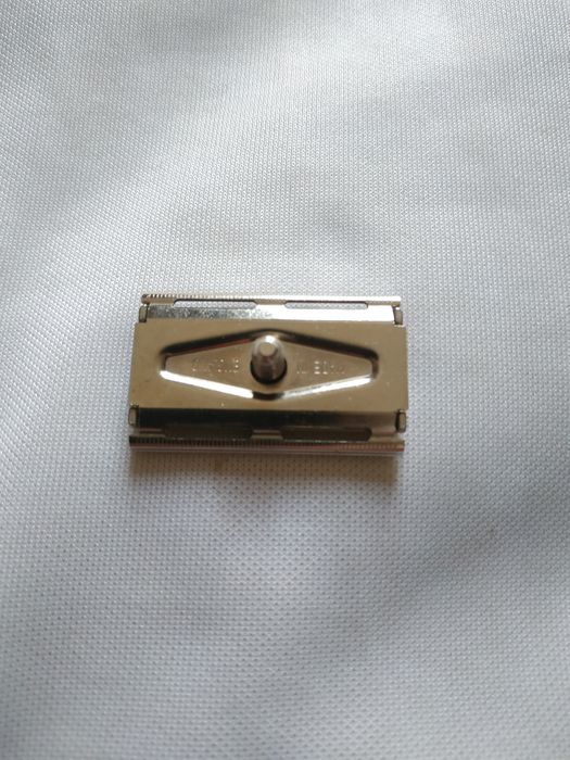 Máquina de barbear Antiga Gillette (Nova-não foi usada)