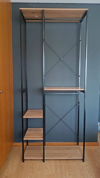 Roupeiro Móvel Estante