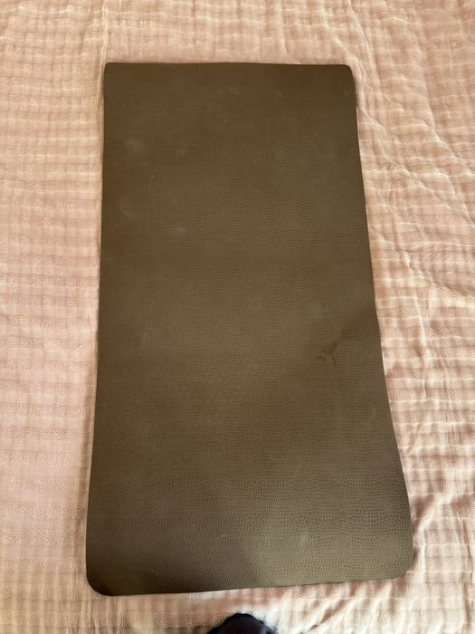 Коврик для йоги ,фитнеса