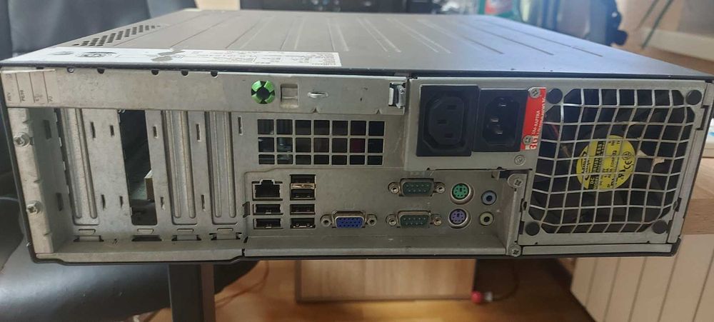 ПК Fujitsu-Siemens Esprimo E7936 (Intel E8500/4 GB/64 GB HDD SSD)