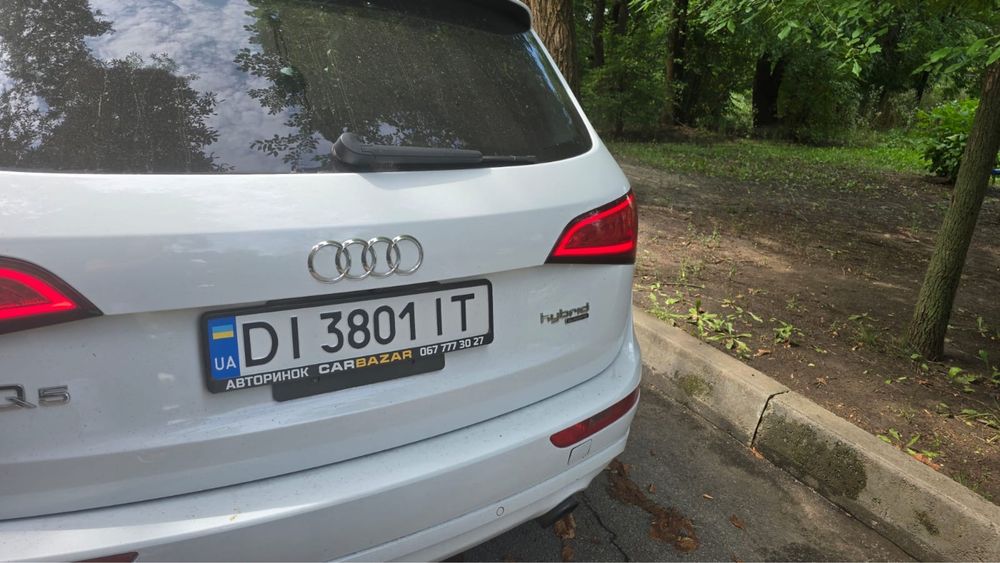 Продам авто Audi Q5 2013