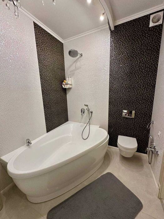 3к квартира 99м2 в ЖК RiverStone Осокорки Славутич Позняки Харківська