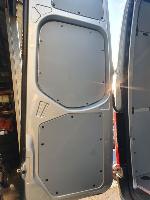 Zabudowa paki mercedes sprinter extra long orginał