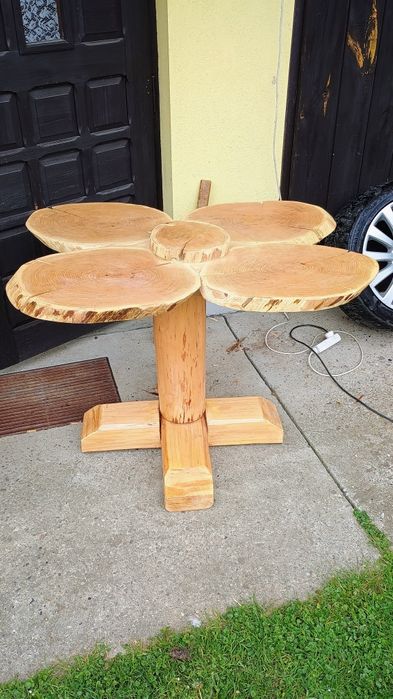 Stolik , stół z drzewa , plastry