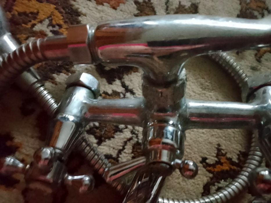 Продам кран смеситель