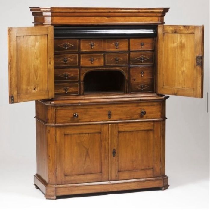 Movel Abbatan em madeira carvalho e pau-santo ,sec XVII /XVIII