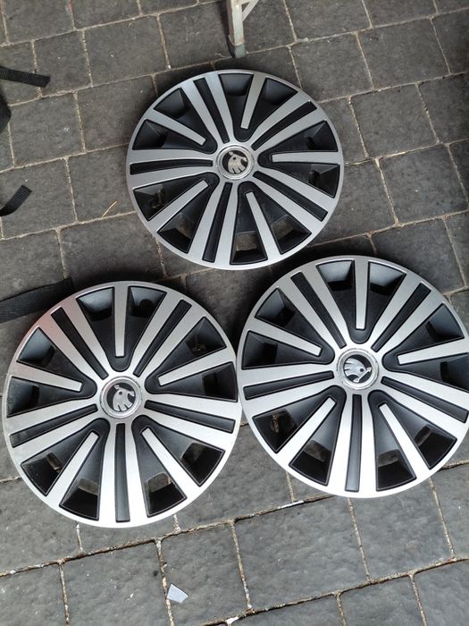 Kołpaki 3szt Skoda 14" stan bardzo dobry