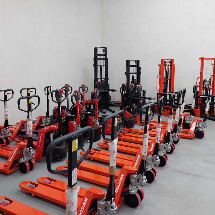 Wózek paletowy,1150mm 2500kg 1050zł NETTO