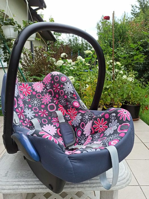 Fotelik samochodowy MAXI-COSI CabrioFix 0-13kg nosidełko