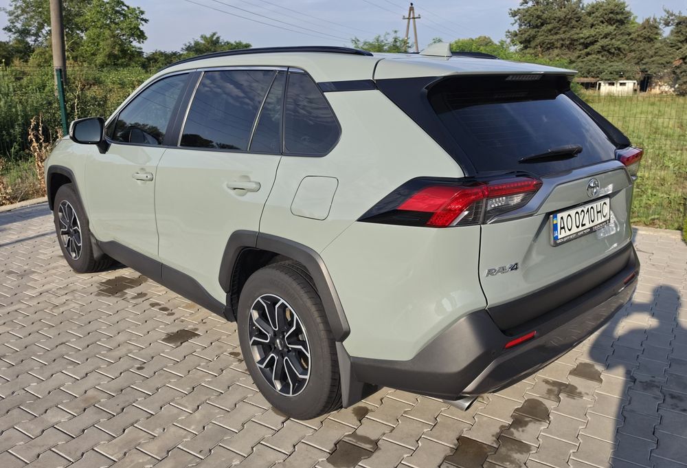 Toyota RAV4 Active 2021