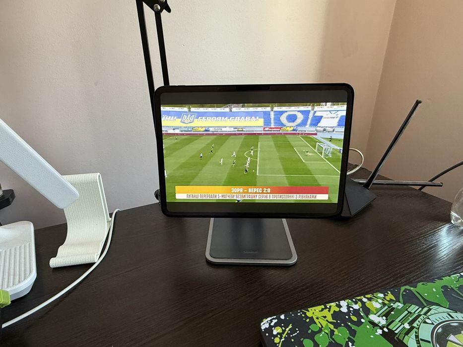 Baseus підставка під планшет 10-12*