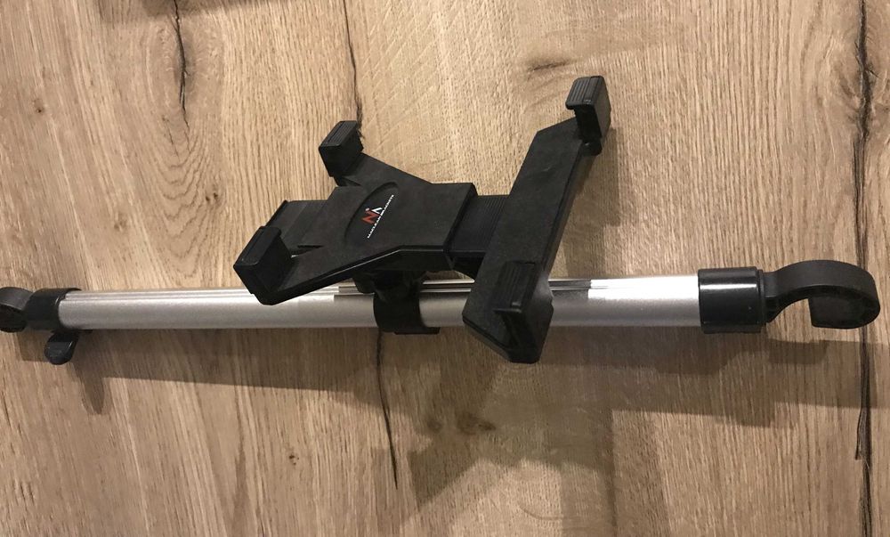 Uchwyt samochodowy tabletu 7' 10,1' na zagłówek