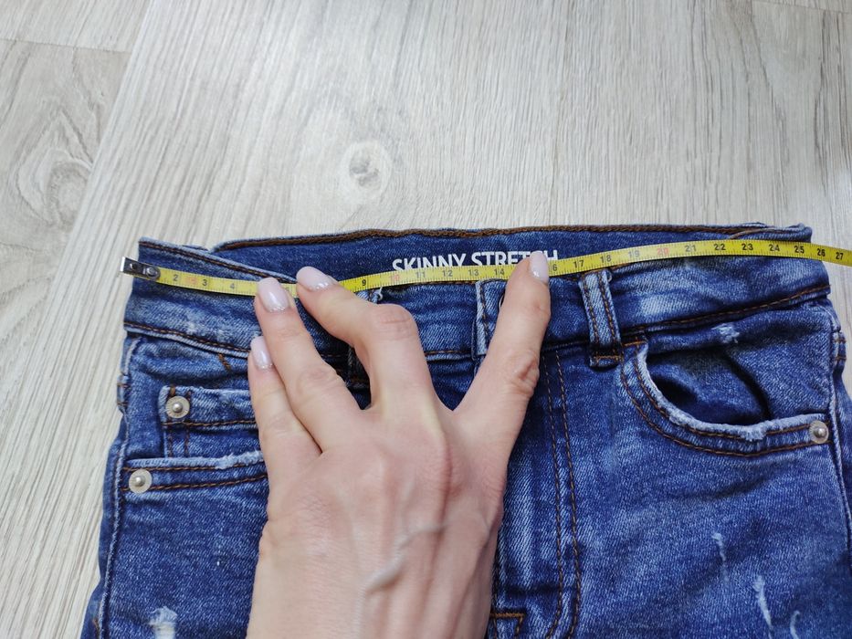 Стильные джинсы Zara