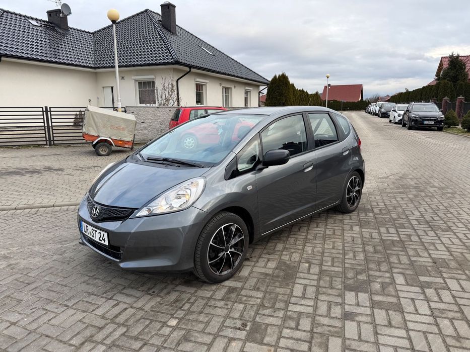 Honda Jazz Piękna Benzyna Servis ASO Klima Gwarancja 12mc