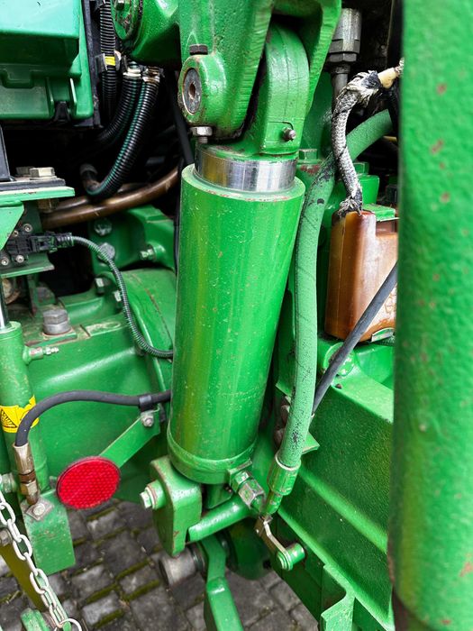 Трактор John Deere 6820 - 2003рік