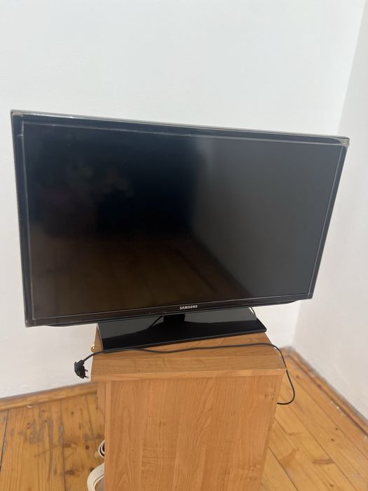 LED телевізор Samsung модель UE32EH5307K
