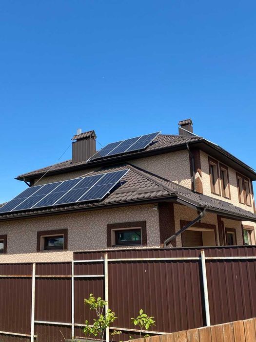 Продаж будинку мрії з потрійним видом опалення та сонячними панелями!