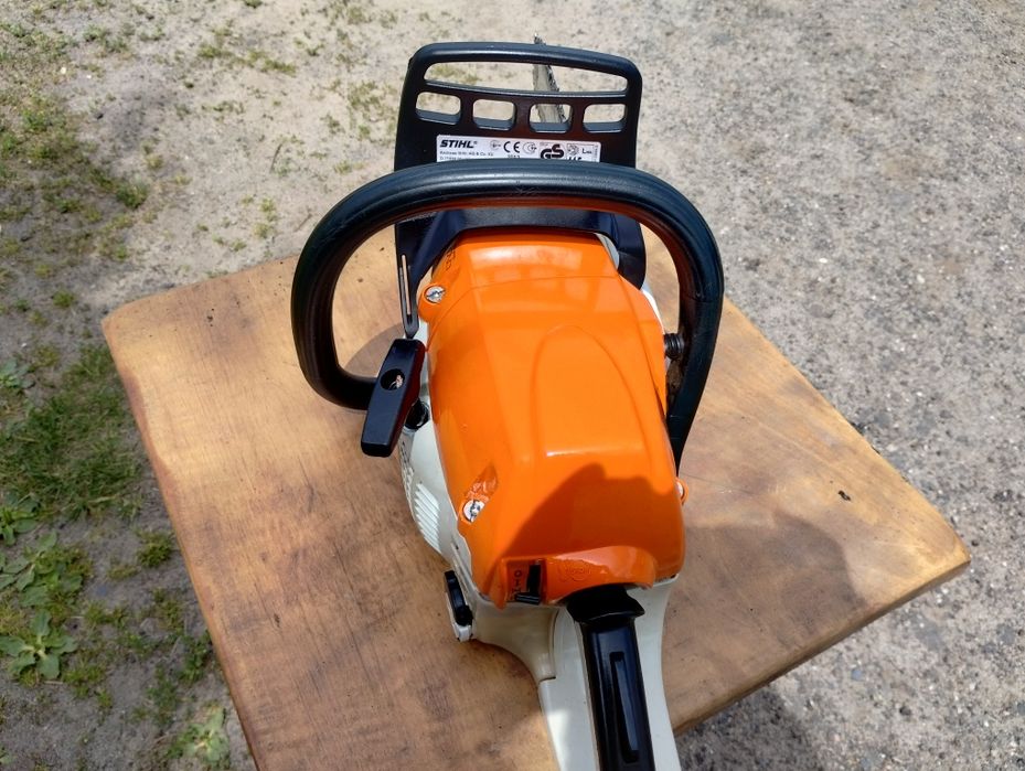 Stihl MS 251 pilarka