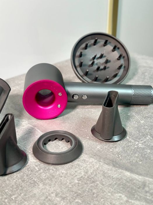 Фен Dyson Supersconic з 5 насадками