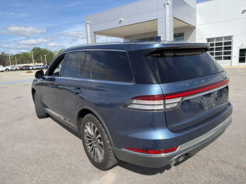 Lincoln Aviator      2020