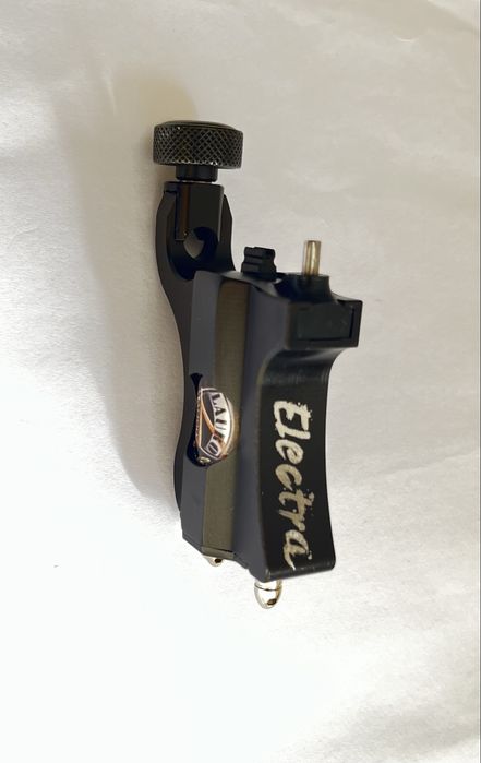 Máquina tattoo rotativa, com muito pouco uso, bom estado