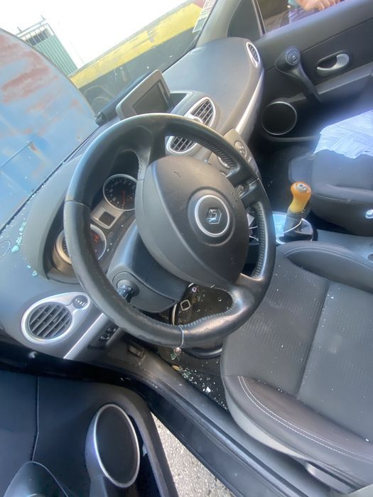 Renault Clio III (peças)