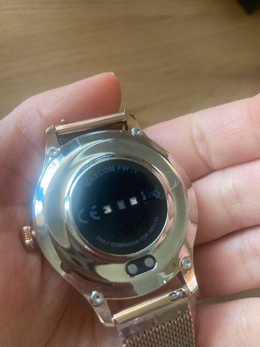 Nowy smartwatch Maxcom Gold