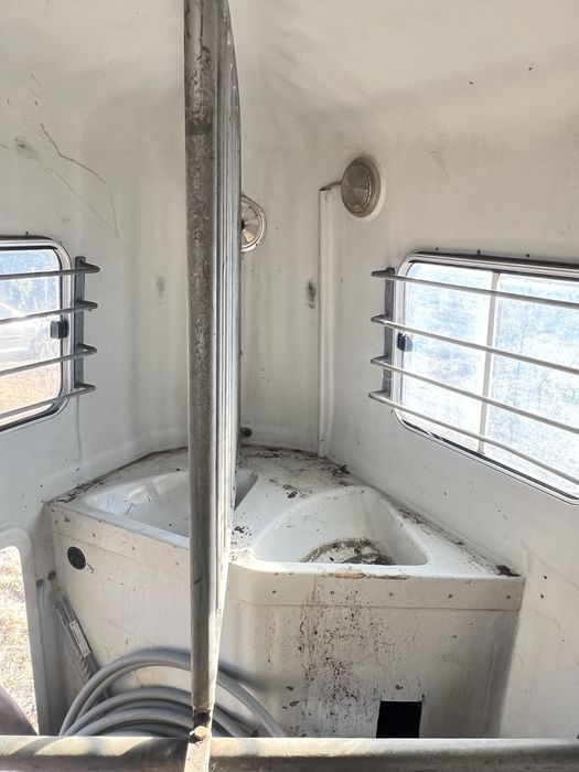 Roulote para Cavalos – Bom Estado