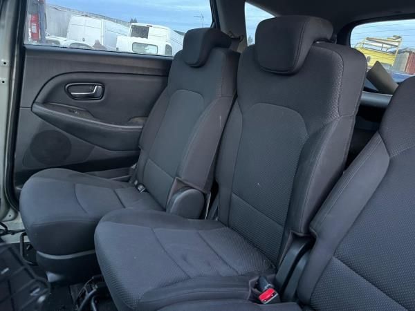 Conjunto de bancos KIA Carens IV