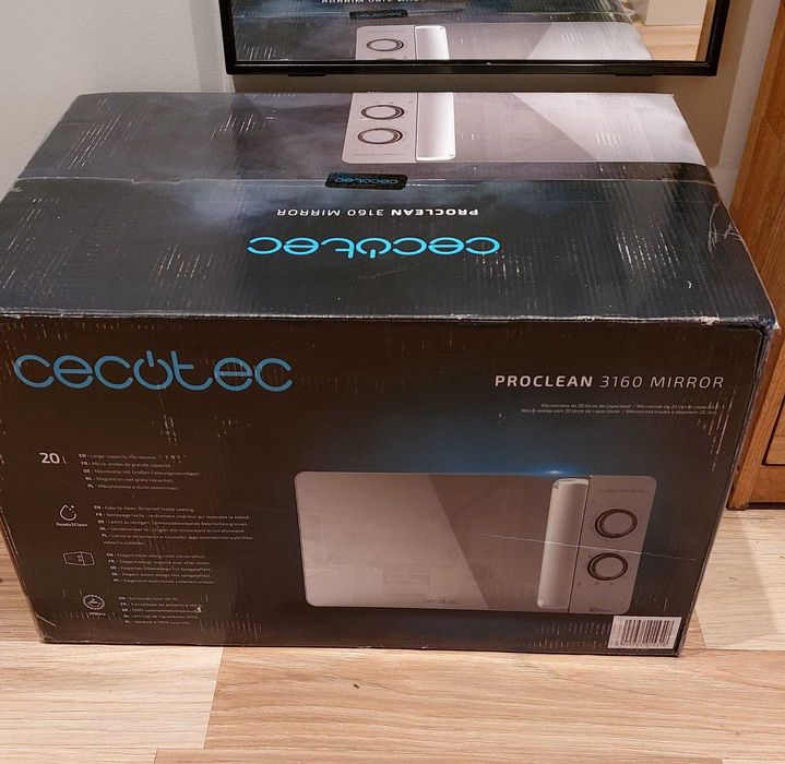 Mikrofalówka ProClean 3160 Mirror. 700W, Grill 800 W, 20 l, 3DWave