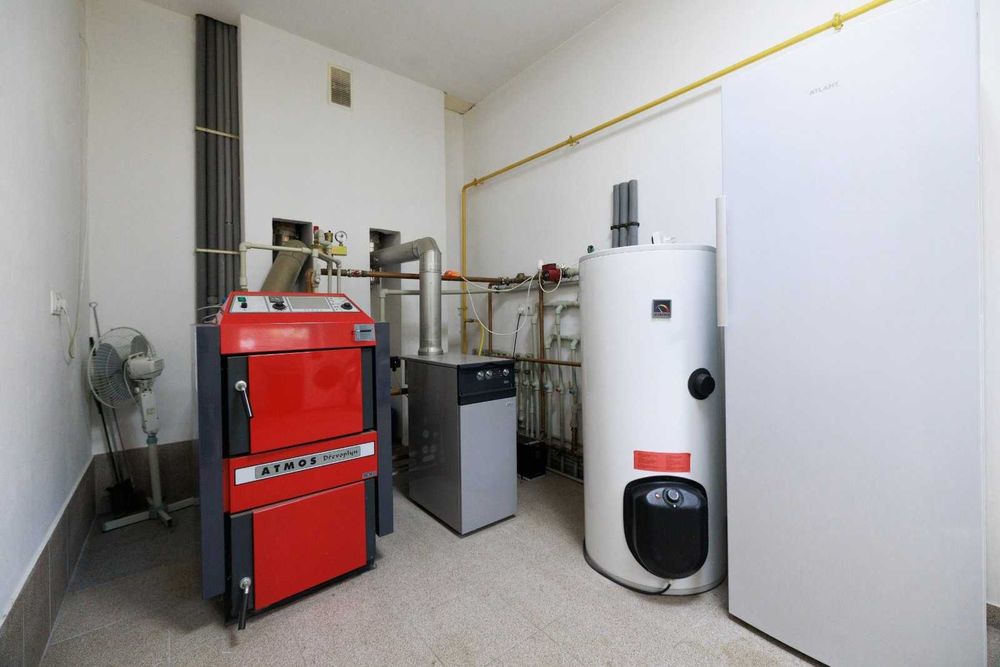 Продаж будинку в с.Хотів 250 кв.м. 10 соток.Чабани.