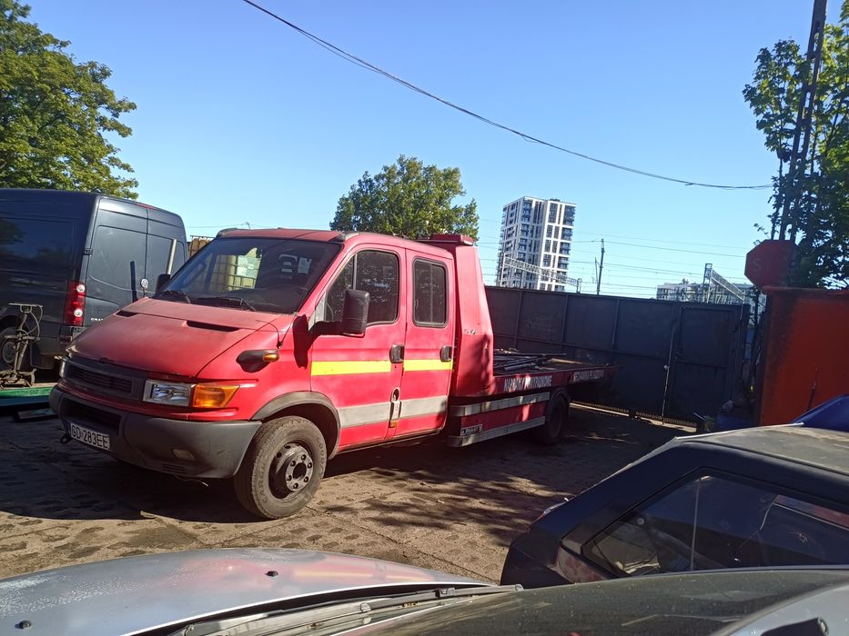 Sprzedam lawetę iveko