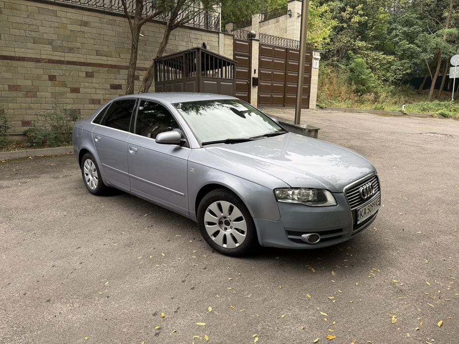 Продам Audi A4 b7 2.0 benz